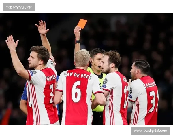 埃因霍温青年队与阿贾克斯青年队的风格差异与发展路径比较分析